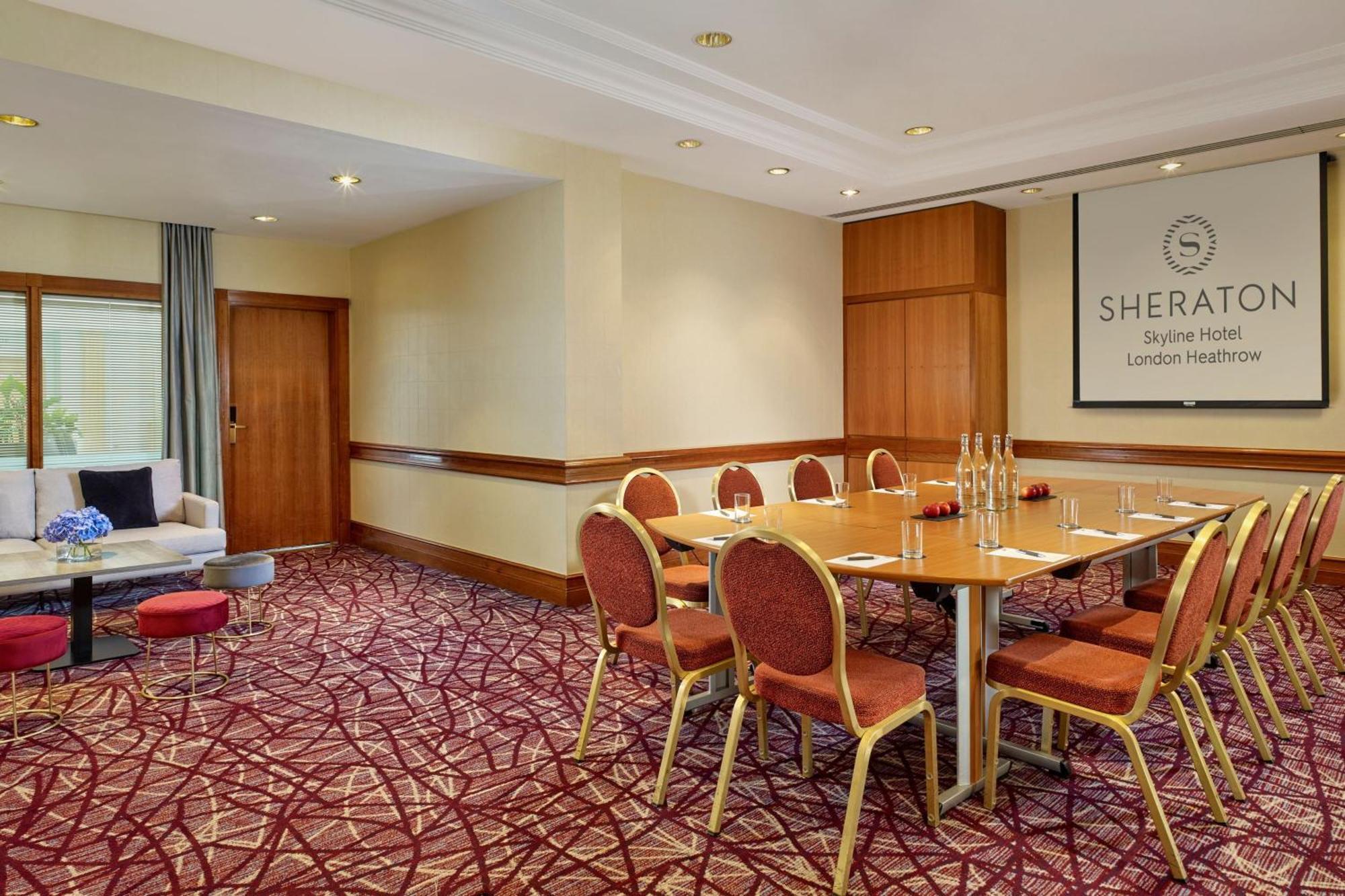 Sheraton Skyline Hotel London Heathrow Hillingdon Exteriör bild