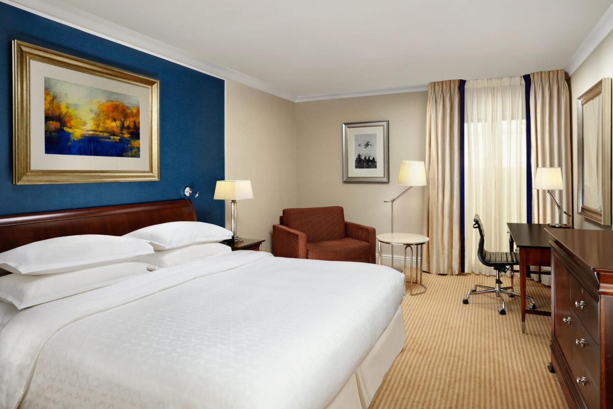 Sheraton Skyline Hotel London Heathrow Hillingdon Exteriör bild