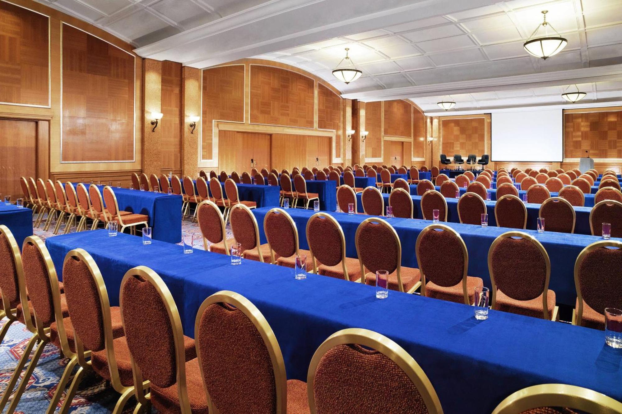Sheraton Skyline Hotel London Heathrow Hillingdon Exteriör bild